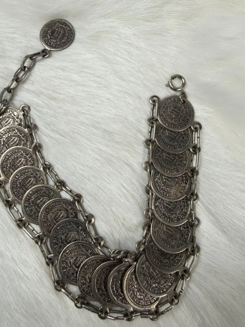 Vintage Republic San Marino Coin Link Bracelet Silver Tone Souvenir 8-9